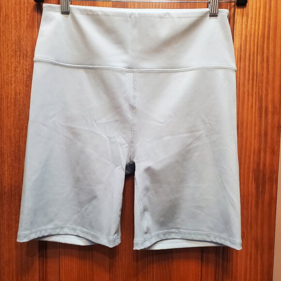 Reformation Ecomove 7 inch Blue Shorts, Size XL - Picture 3 of 15